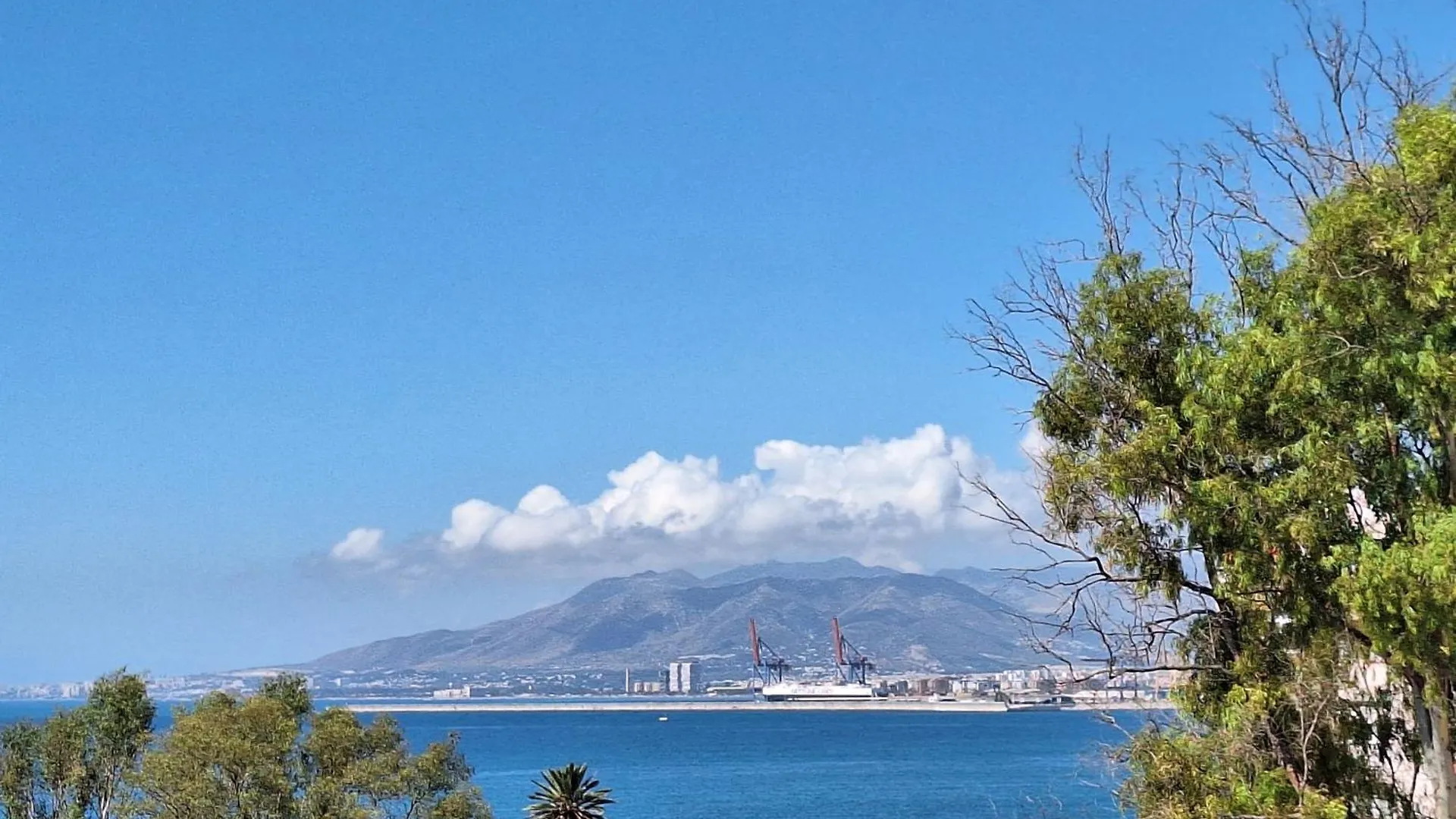 מאלגה El Balneario Beach And Views, Apartamento Y Terraza ספרד